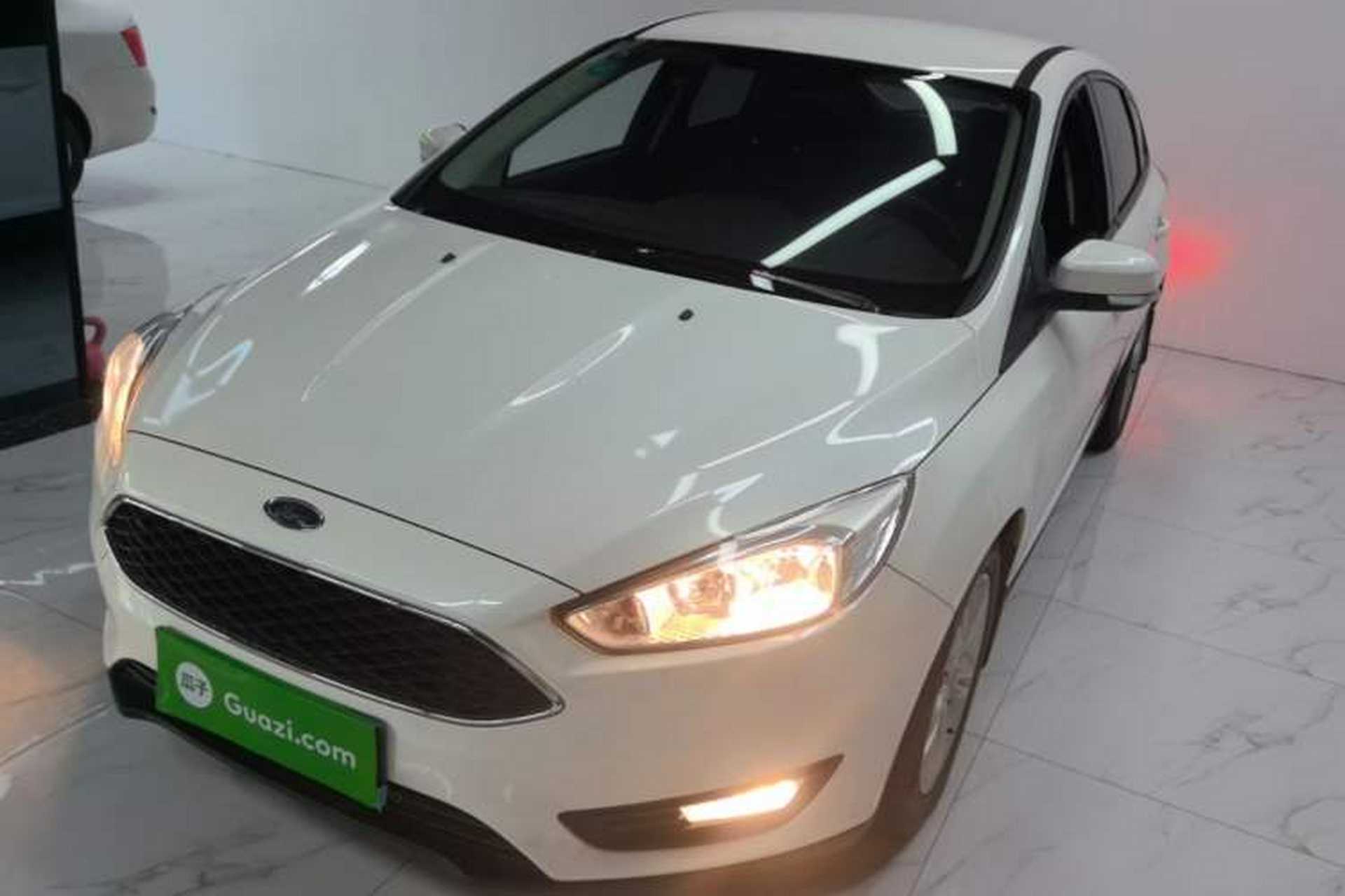Used Ford Focus 2017 Hatchback 1.6L Automatic Comfort Plus SmartDrive Edition Front Left 45 Deg