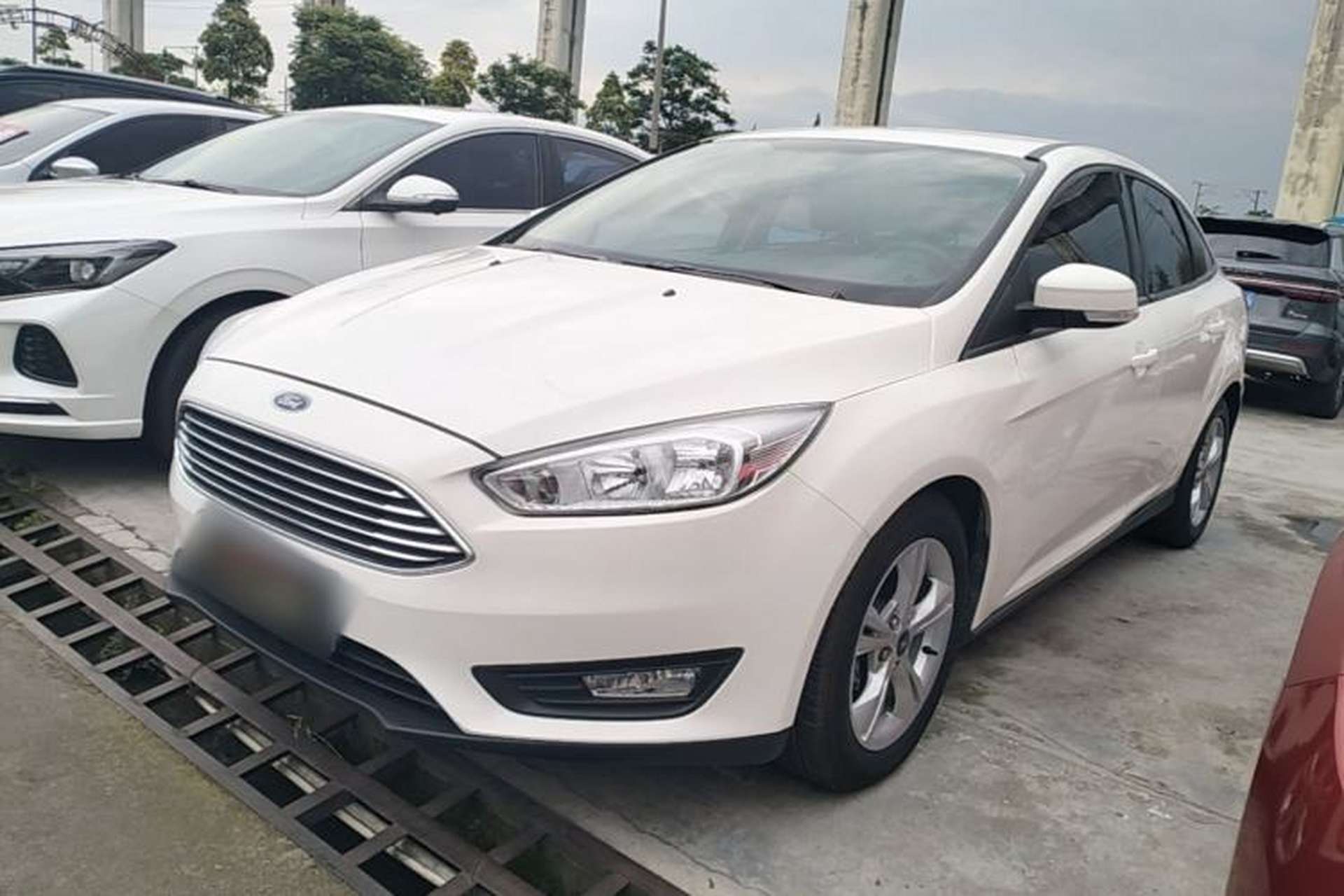 Used Ford Focus 2017 Sedan 1.6L Automatic Comfort Plus SmartDrive Edition Front Left 45 Deg