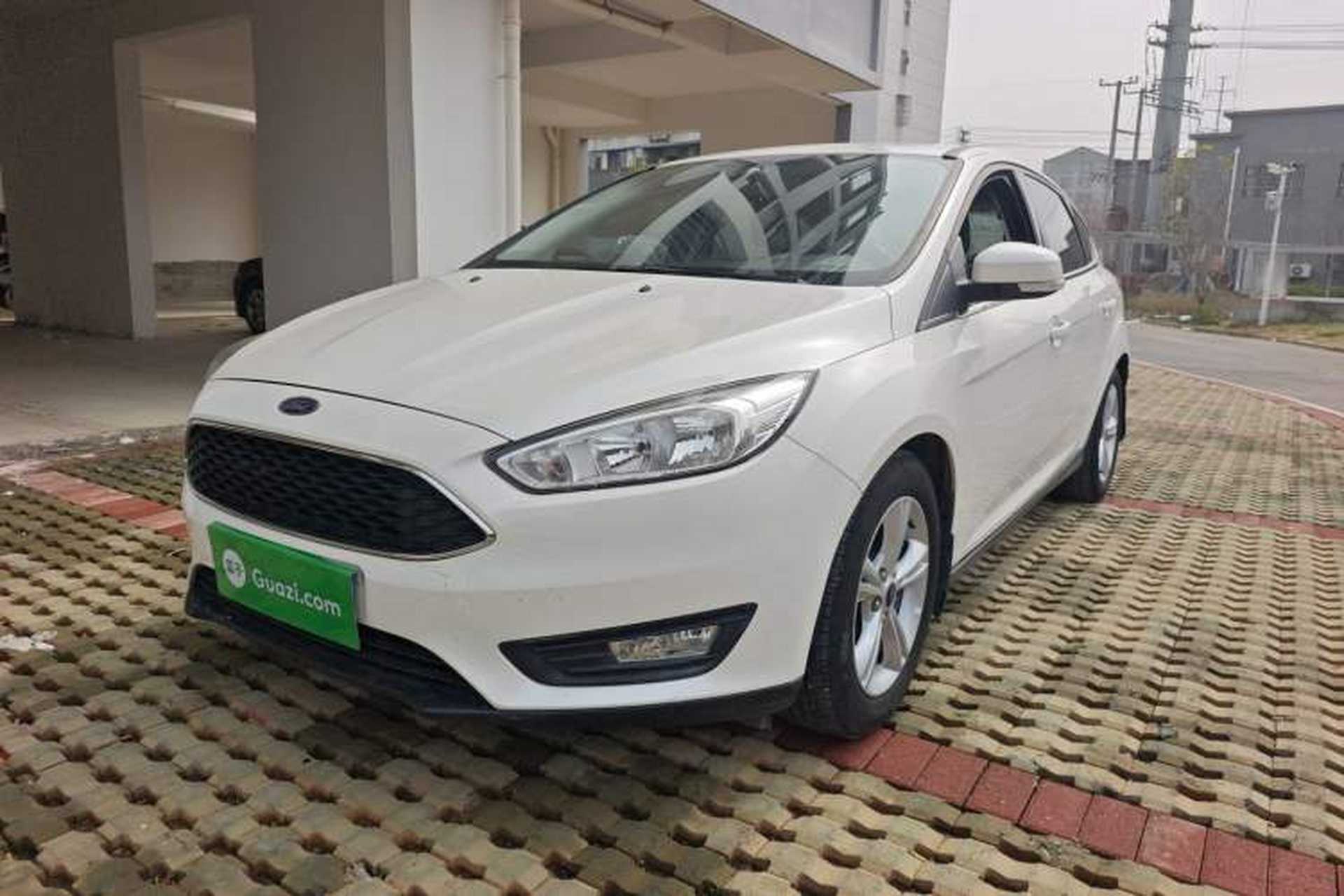 Used Ford Focus 2017 Hatchback 1.6L Automatic Comfort Plus SmartDrive Edition Front Left 45 Deg