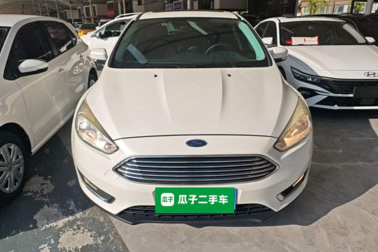 Used Ford Focus 2017 Sedan 1.6L Manual Fashion Edition Smart Drive Version Front