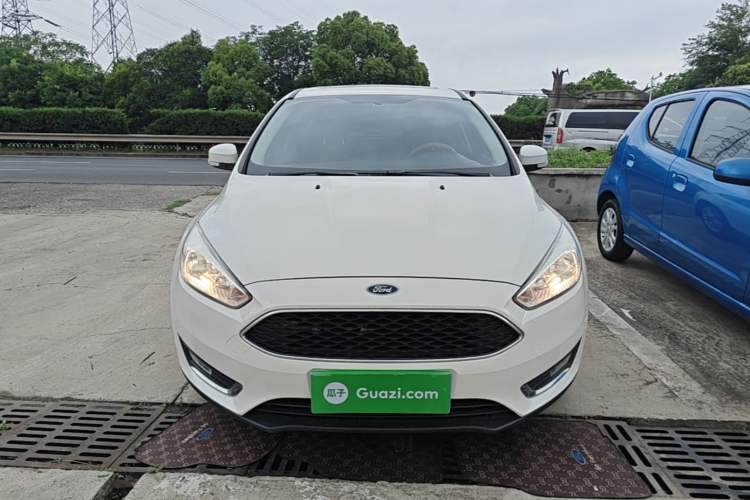 Used Ford Focus 2017 Hatchback 1.6L Automatic Fashion Edition Smart Drive Version Front