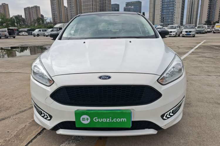 Used Ford Focus 2017 1.5T CTCC White and Black Limited Edition Front
