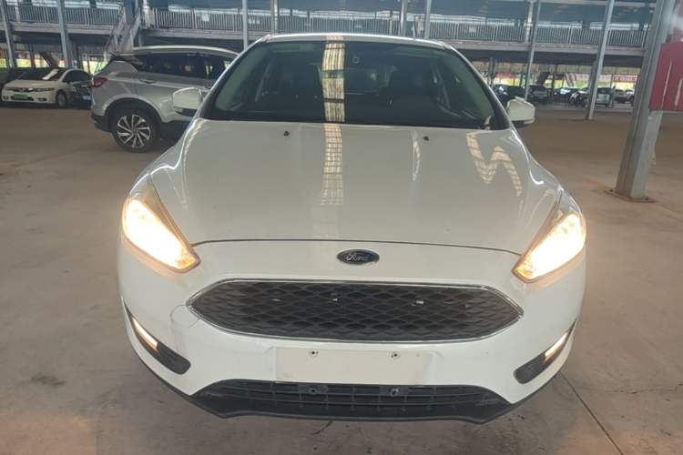 Used Ford Focus 2017 Hatchback 1.6L Automatic Comfort Plus SmartDrive Edition Front