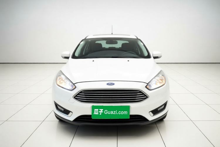 Used Ford Focus 2017 Sedan 1.6L Manual Fashion Edition Smart Drive Version Front