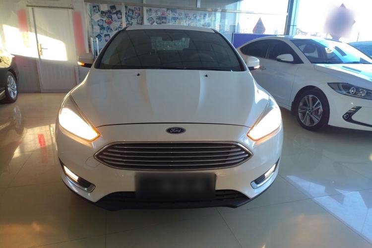 Used Ford Focus 2017 Sedan 1.6L Automatic Fashion Edition Smart Drive Version Front