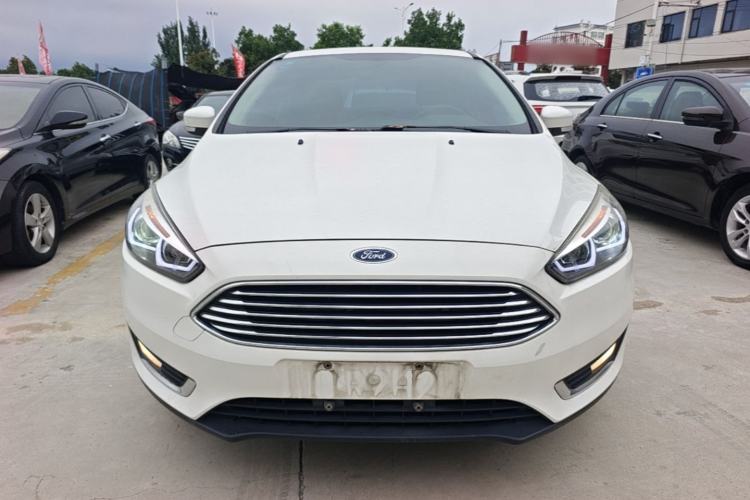Used Ford Focus 2017 Sedan 1.6L Automatic Fashion Edition Smart Drive Version Front
