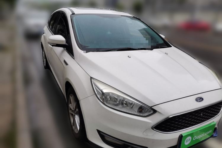 Used Ford Focus 2017 Hatchback 1.6L Automatic Fashion Edition Smart Drive Version Front Right 45 Deg