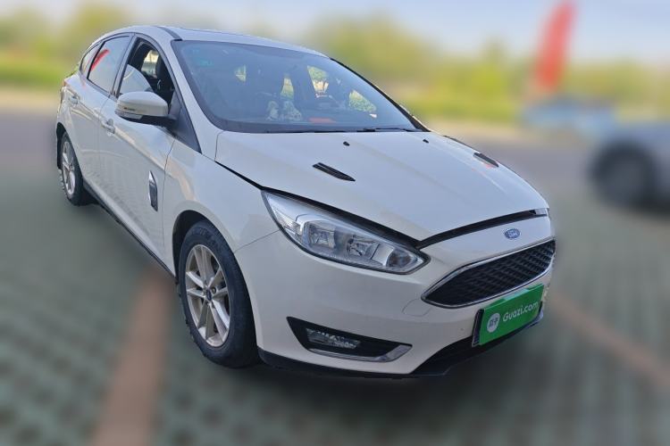 Used Ford Focus 2017 Hatchback 1.6L Automatic Fashion Edition Smart Drive Version Front Right 45 Deg
