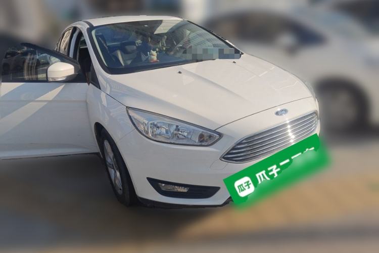 Used Ford Focus 2017 Sedan 1.6L Manual Comfort Plus SmartDrive Edition Front Right 45 Deg