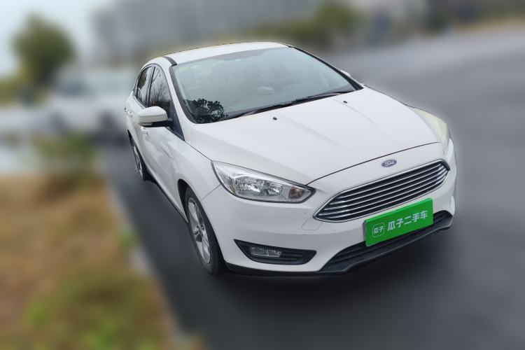 Used Ford Focus 2017 Sedan 1.6L Automatic Comfort Plus SmartDrive Edition Front Right 45 Deg