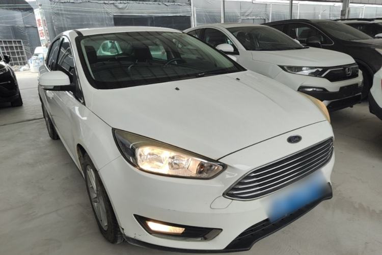 Used Ford Focus 2017 Sedan 1.6L Automatic Fashion Edition Smart Drive Version Front Right 45 Deg