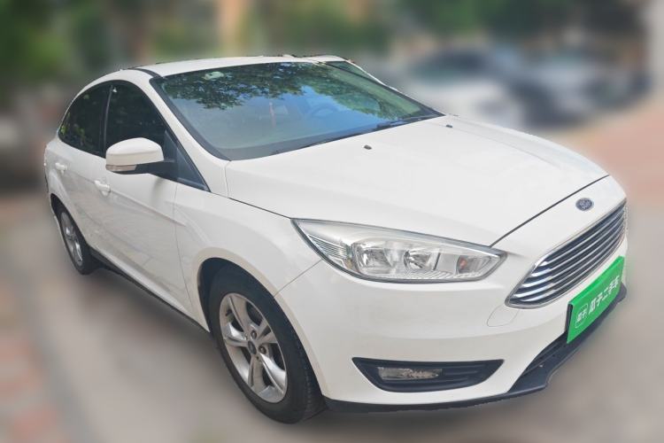Used Ford Focus 2017 Sedan 1.6L Automatic Comfort Plus SmartDrive Edition Front Right 45 Deg