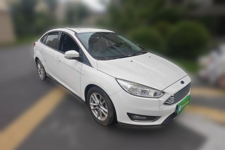Used Ford Focus 2017 Sedan EcoBoost 125 Automatic Supreme Style SmartDrive Edition Front Right 45 Deg