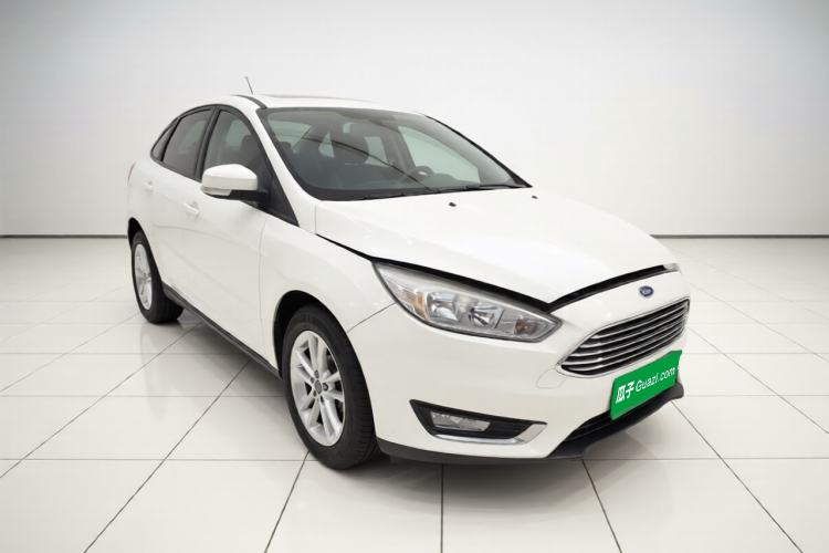 Used Ford Focus 2017 Sedan 1.6L Automatic Fashion Edition Smart Drive Version Front Right 45 Deg