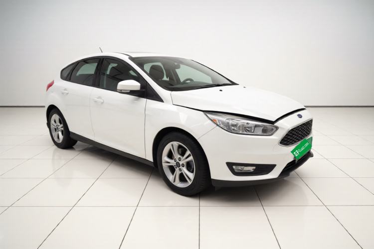 Used Ford Focus 2017 Hatchback 1.6L Automatic Comfort Plus SmartDrive Edition Front Right 45 Deg