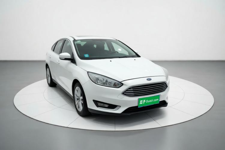 Used Ford Focus 2017 Sedan EcoBoost 125 Automatic Supreme Style SmartDrive Edition Front Right 45 Deg