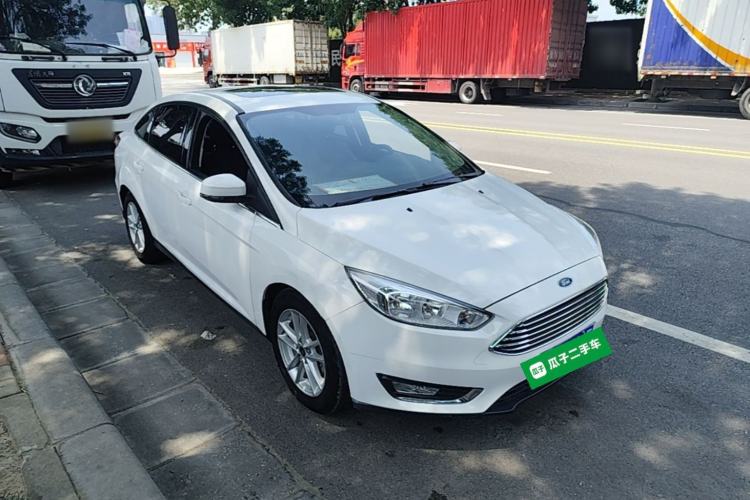 Used Ford Focus 2017 Sedan EcoBoost 180 Automatic Elite Model Front Right 45 Deg