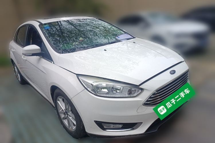 Used Ford Focus 2017 Sedan EcoBoost 180 Automatic Elite Model Front Right 45 Deg