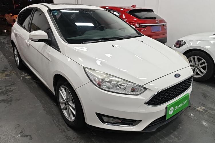 Used Ford Focus 2017 Hatchback 1.6L Automatic Fashion Edition Smart Drive Version Front Right 45 Deg