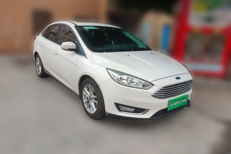 Used Ford Focus 2017 Sedan EcoBoost 180 Automatic Elite Model Front Right 45 Deg