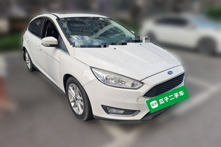 Used Ford Focus 2017 Hatchback EcoBoost 180 Automatic Elite Model Front Right 45 Deg