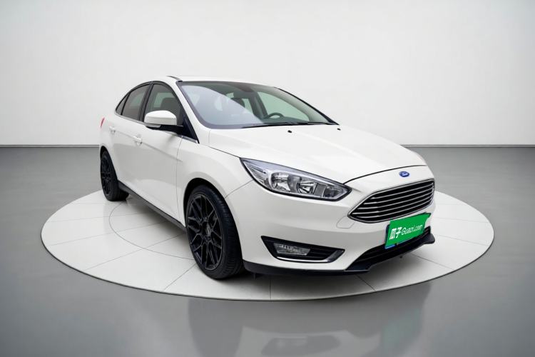 Used Ford Focus 2017 Sedan EcoBoost 180 Automatic Elite Model Front Right 45 Deg