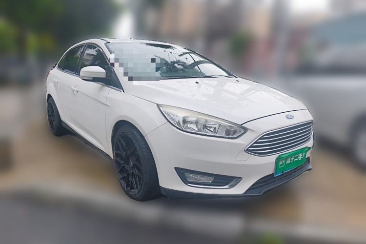 Used Ford Focus 2017 Sedan EcoBoost 180 Automatic Elite Model Front Right 45 Deg