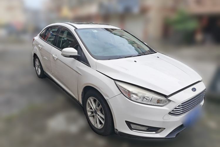 Used Ford Focus 2017 Sedan 1.6L Automatic Fashion Edition Smart Drive Version Front Right 45 Deg