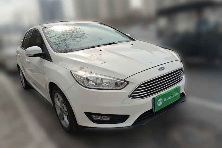 Used Ford Focus 2017 Sedan 1.6L Automatic Comfort Plus SmartDrive Edition Front Right 45 Deg