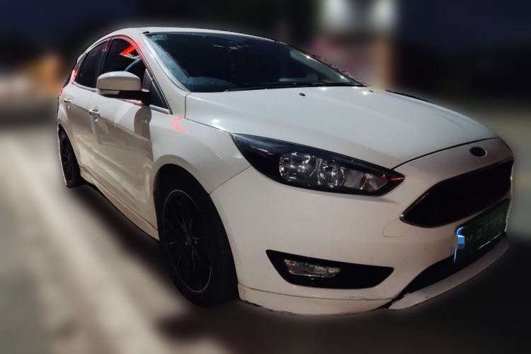 Used Ford Focus 2017 Hatchback EcoBoost 180 Automatic Sport Model Front Right 45 Deg