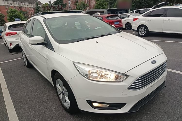 Used Ford Focus 2017 Sedan 1.6L Manual Comfort Plus SmartDrive Edition Front Right 45 Deg