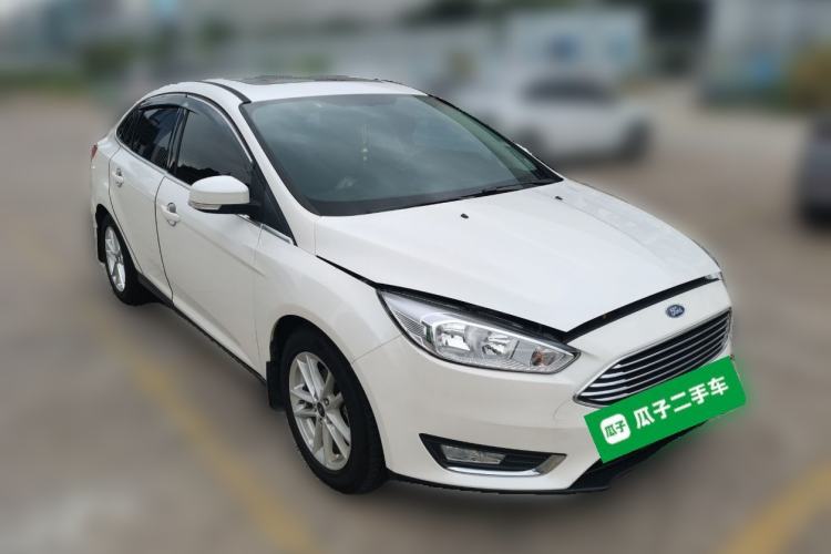 Used Ford Focus 2017 Sedan EcoBoost 180 Automatic Elite Model Front Right 45 Deg