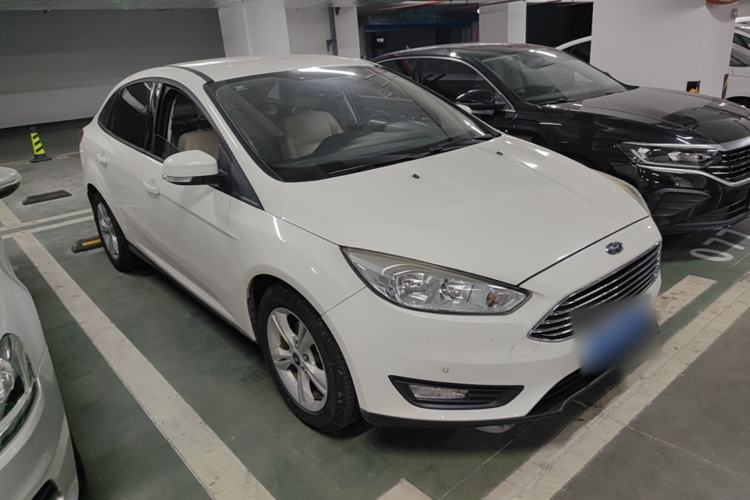Used Ford Focus 2017 Sedan 1.6L Manual Comfort Plus SmartDrive Edition Front Right 45 Deg