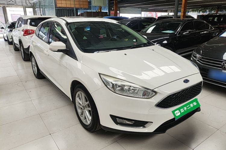 Used Ford Focus 2017 Hatchback 1.6L Manual Fashion Edition SmartDrive Version Front Right 45 Deg