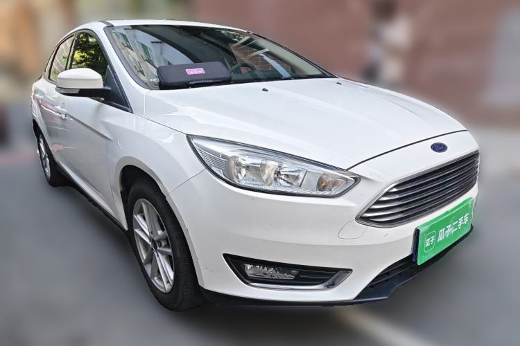 Used Ford Focus 2017 Sedan 1.6L Automatic Fashion Edition Smart Drive Version Front Right 45 Deg