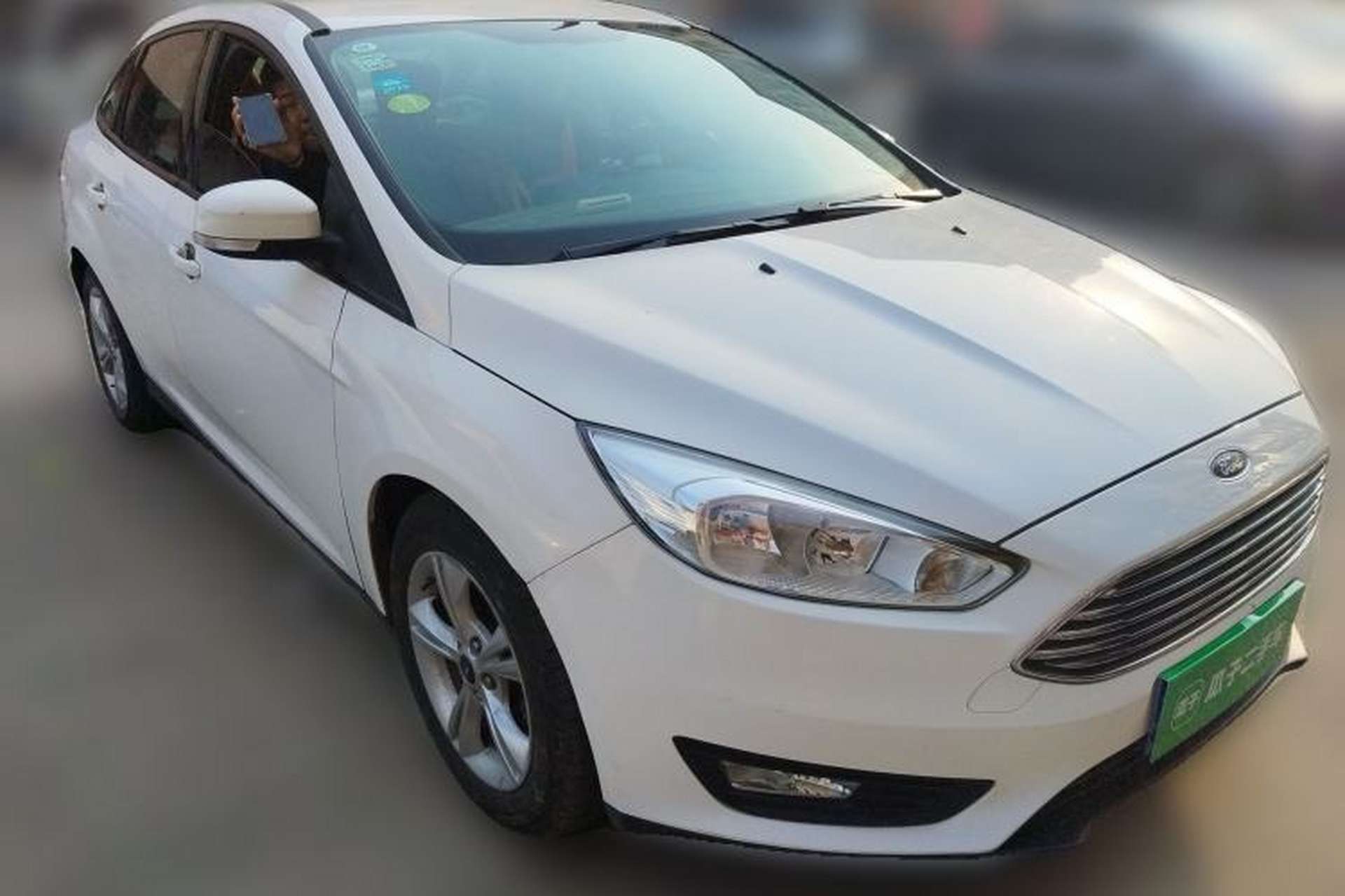 Used Ford Focus 2017 Sedan 1.6L Automatic Comfort Plus SmartDrive Edition Front Right 45 Deg
