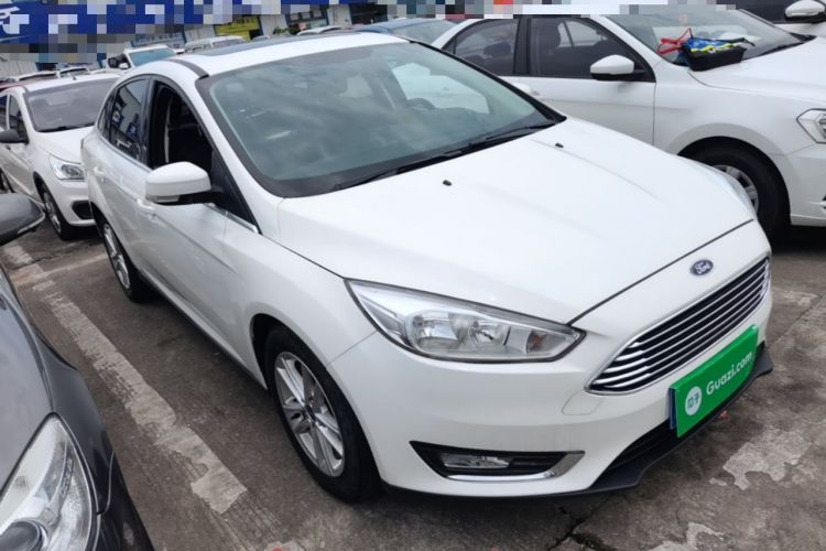 Used Ford Focus 2017 Sedan EcoBoost 180 Automatic Elite Model Front Right 45 Deg