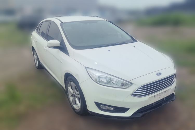 Used Ford Focus 2017 Sedan 1.6L Automatic Comfort Plus SmartDrive Edition Front Right 45 Deg