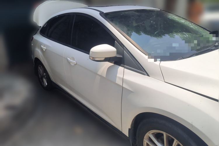 Used Ford Focus 2017 Sedan 1.6L Automatic Fashion Edition Smart Drive Version Front Right 45 Deg