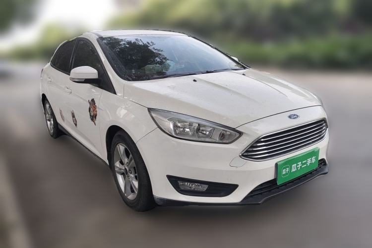 Used Ford Focus 2017 Sedan 1.6L Automatic Comfort Plus SmartDrive Edition Front Right 45 Deg