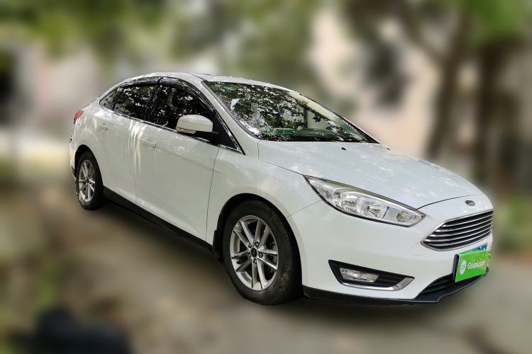 Used Ford Focus 2017 Sedan 1.6L Automatic Fashion Edition Smart Drive Version Front Right 45 Deg
