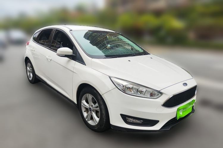 Used Ford Focus 2017 Hatchback 1.6L Automatic Comfort Plus SmartDrive Edition Front Right 45 Deg