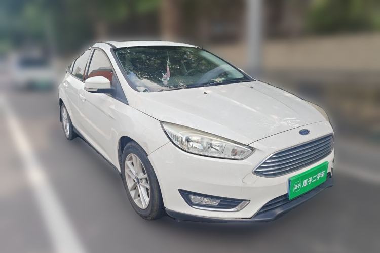Used Ford Focus 2017 Sedan 1.6L Automatic Fashion Edition Smart Drive Version Front Right 45 Deg