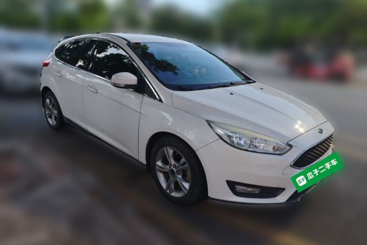 Used Ford Focus 2017 Hatchback 1.6L Automatic Comfort Plus SmartDrive Edition Front Right 45 Deg