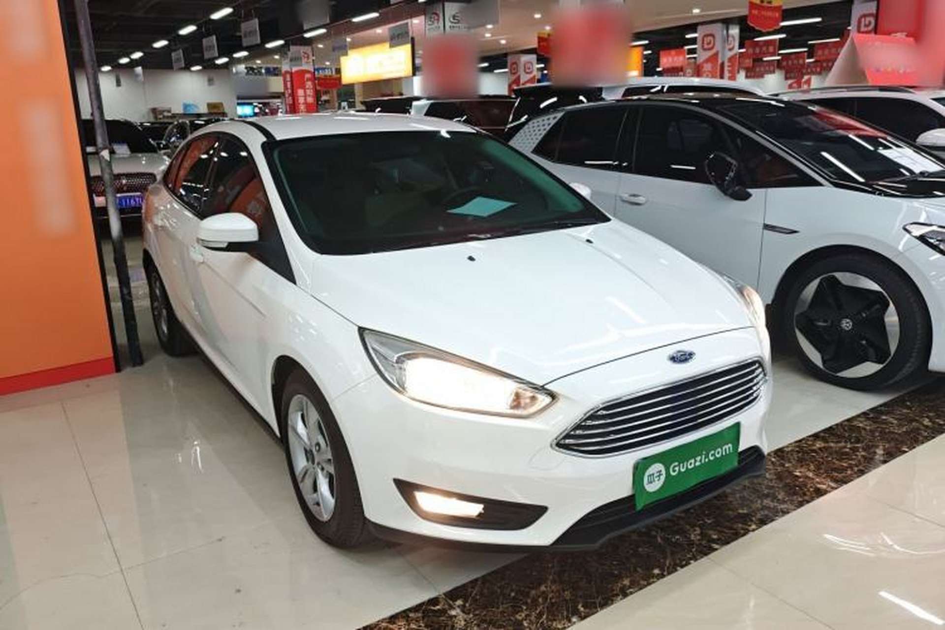 Used Ford Focus 2017 Sedan 1.6L Automatic Comfort Plus SmartDrive Edition Front Right 45 Deg