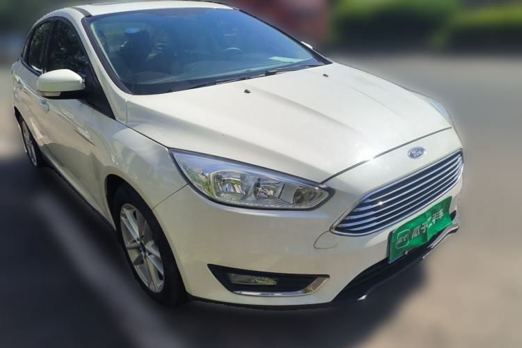 Used Ford Focus 2017 Sedan 1.6L Automatic Fashion Edition Smart Drive Version Front Right 45 Deg
