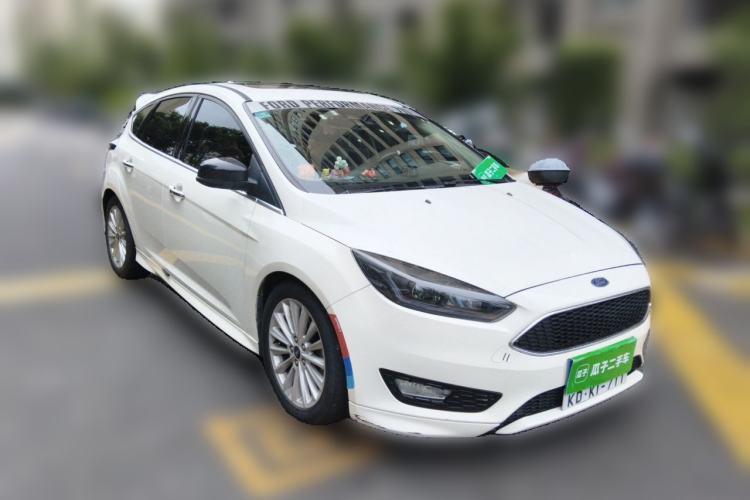 Used Ford Focus 2017 Hatchback EcoBoost 180 Automatic Sport Model Front Right 45 Deg