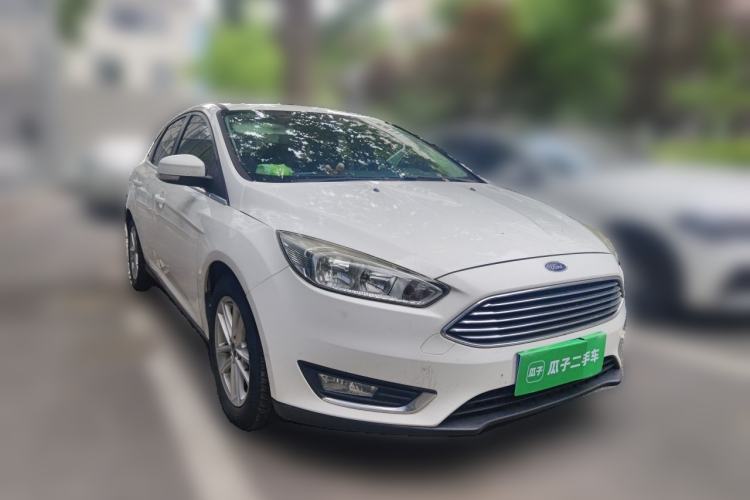 Used Ford Focus 2017 Sedan EcoBoost 180 Automatic Elite Model Front Right 45 Deg
