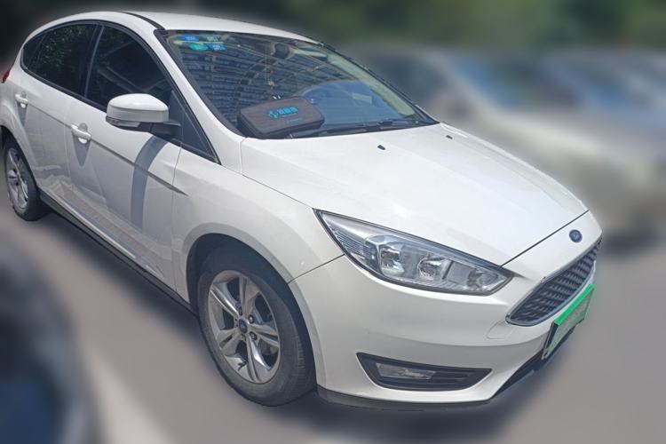 Used Ford Focus 2017 Hatchback 1.6L Automatic Comfort Plus SmartDrive Edition Front Right 45 Deg