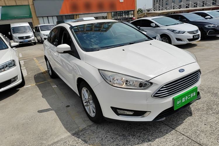 Used Ford Focus 2017 Sedan 1.6L Automatic Fashion Edition Smart Drive Version Front Right 45 Deg